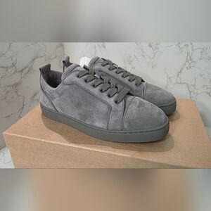 Christian Louboutin Louis Junior Orlato Flat low top sneaker Sz 39.5 6.5